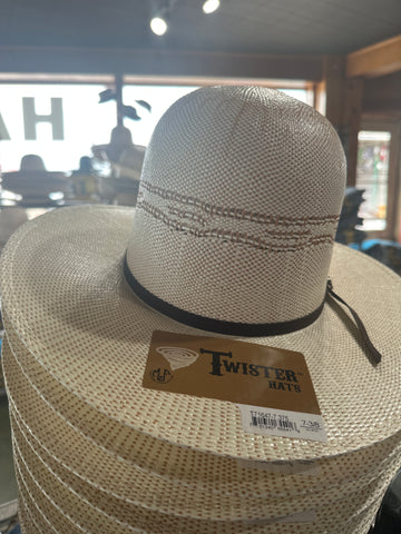 Bangora 3 1/2 inch brim